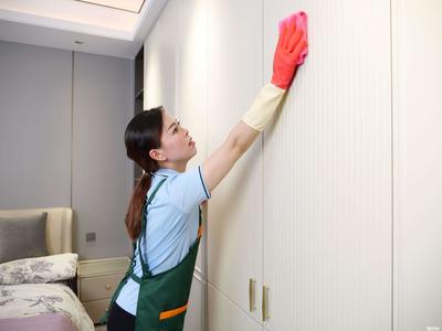 保潔、空調(diào)清洗上門服務(wù)、公司保潔、油煙機(jī)清洗、開荒保潔、擦玻璃、窗簾清洗